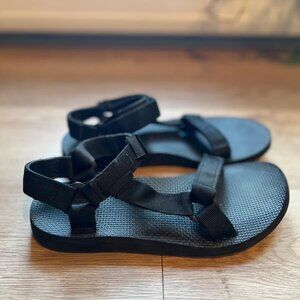 Teva Women’s Original Universal Sandals 8